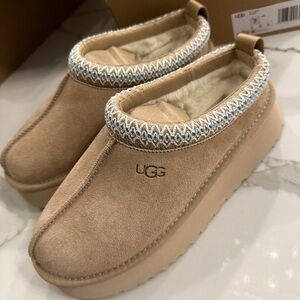 Ugg Tazz Size 7 Color Sand Brand New w box